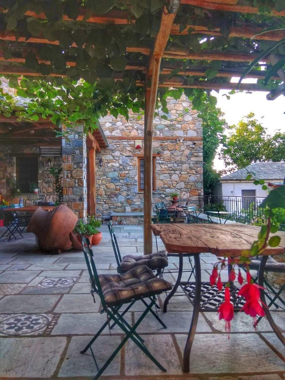 Sabouko Guest House Визица Екстериор снимка